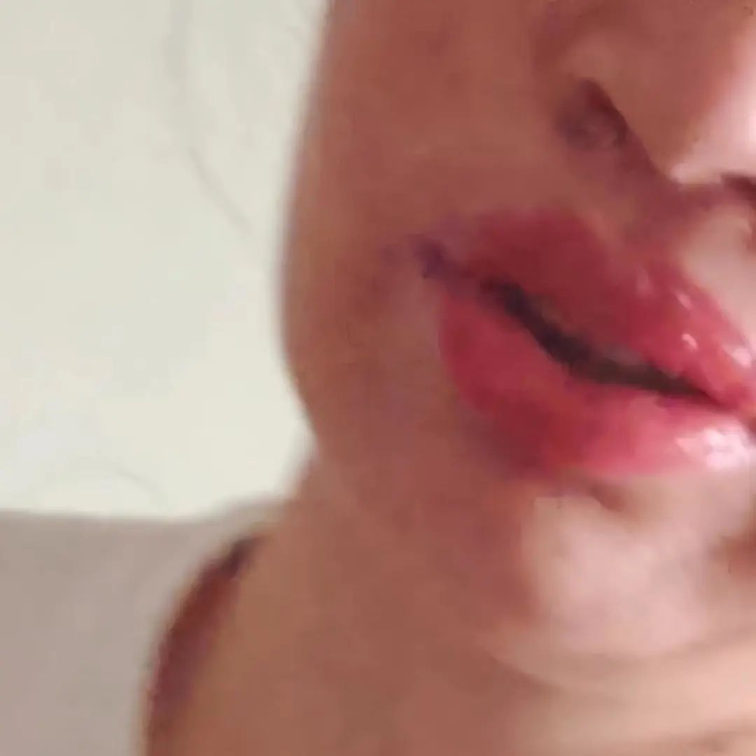 DƬ